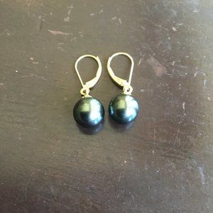 Black Pearls Of Tahiti Green Pearl Earrings NEW